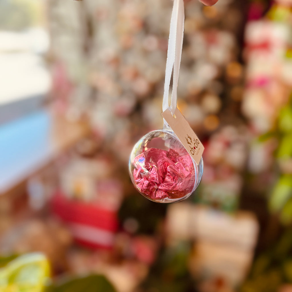 Bauble with 5 Pink Foiled Stars in Milk Chocolate - 35g