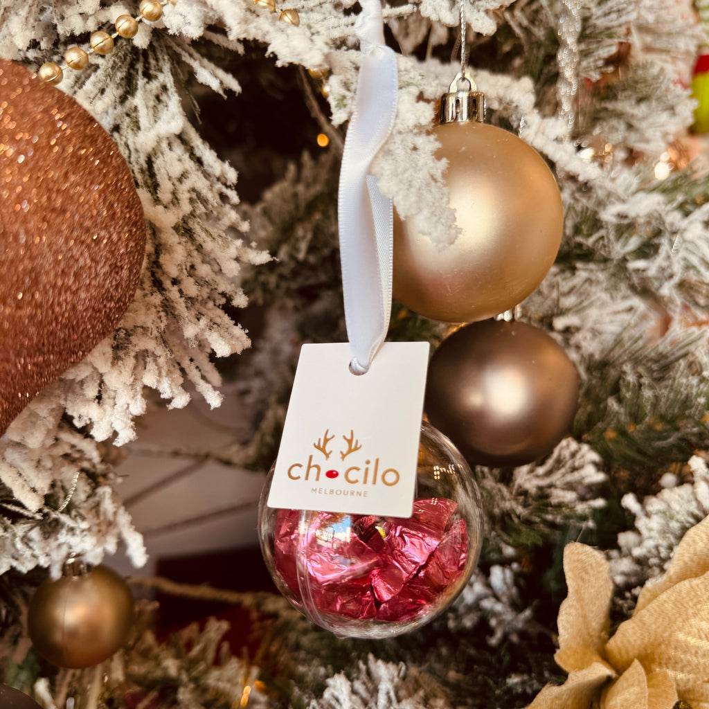 Bauble with 5 Pink Foiled Stars in Milk Chocolate - 35g